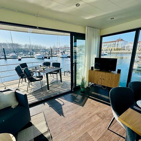 Exklusives Ostsee-Hausboot, Kueche Mit Spueler, Tv, Grosse Sonnenterrasse, 3X Kostenfreie Kfz-Parkplaetze, Klimaanlage, Bis Zu 6 Personen, 2X Baeder, Waschmaschine Boltenhagen  Exterior photo